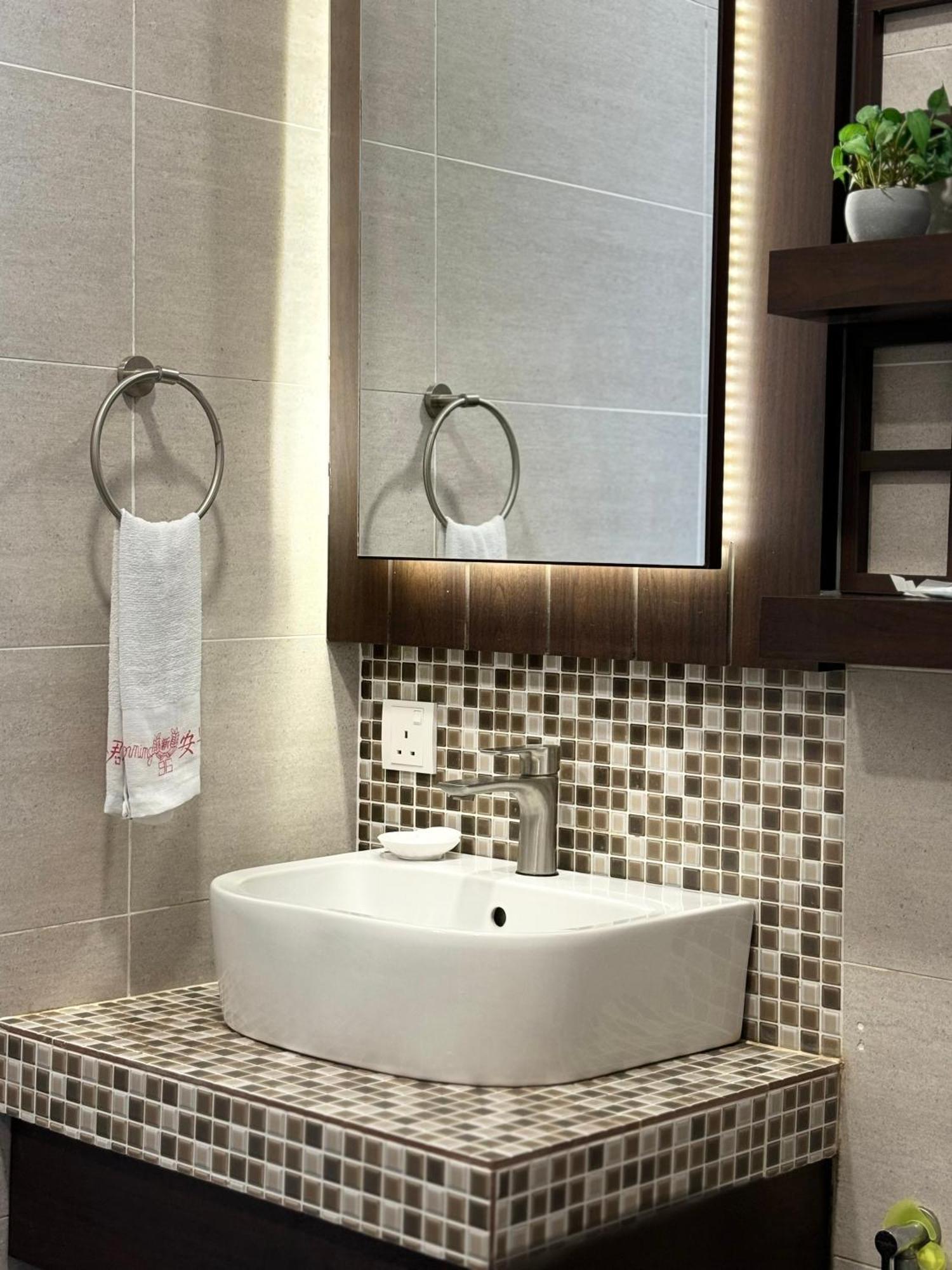 2Br Premium Suites Troika Kota Bharu By Aghome Exterior foto